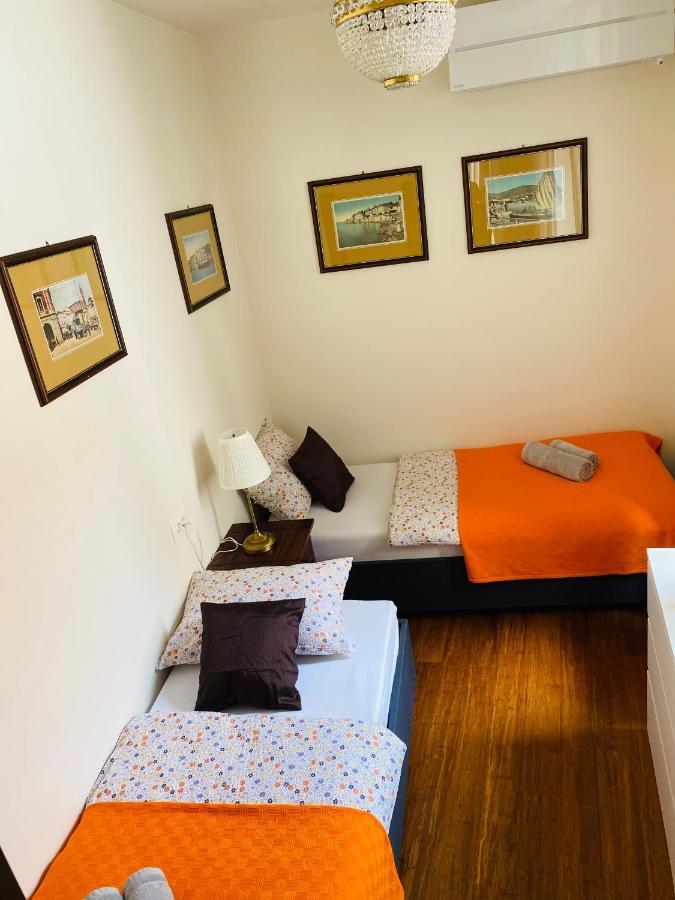 Visum Apartments ไพราน ภายนอก รูปภาพ