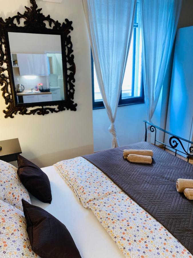 Visum Apartments ไพราน ภายนอก รูปภาพ