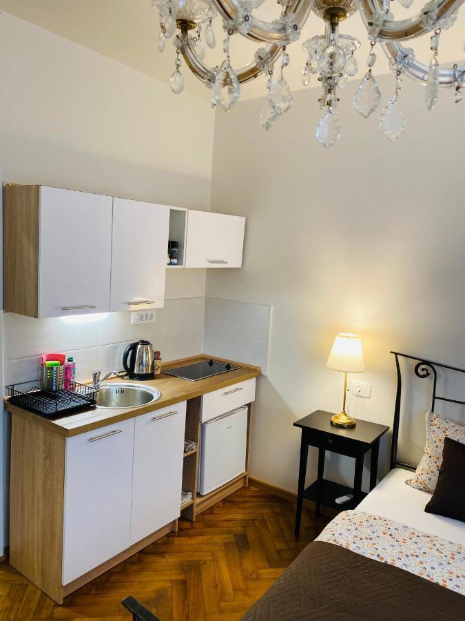 Visum Apartments ไพราน ภายนอก รูปภาพ