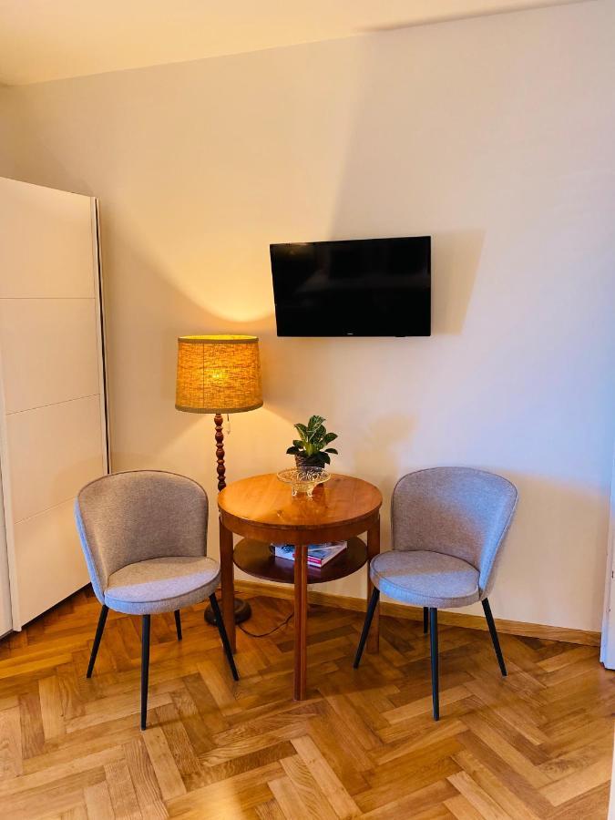Visum Apartments ไพราน ภายนอก รูปภาพ