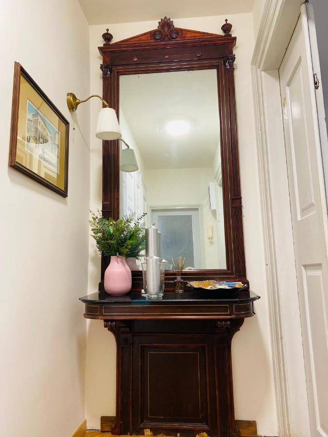 Visum Apartments ไพราน ภายนอก รูปภาพ